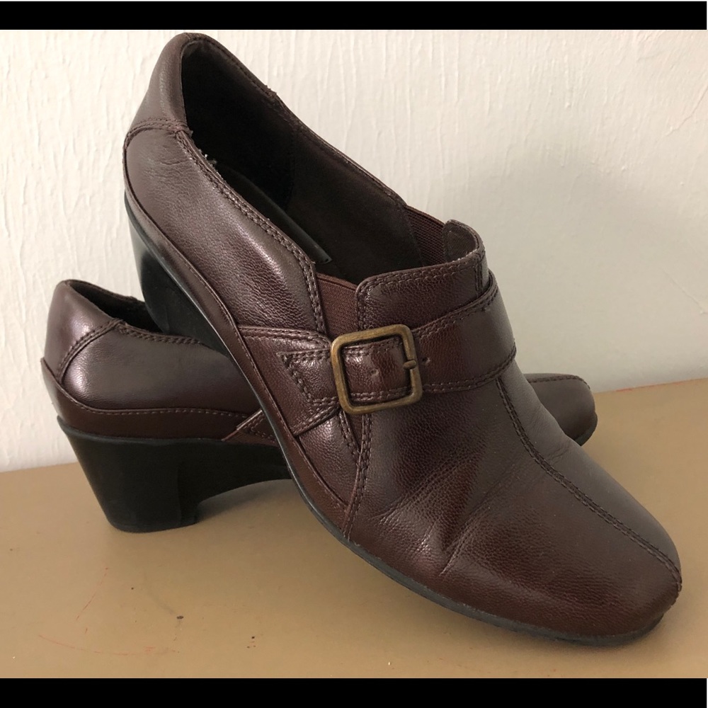 Clark’s shoes